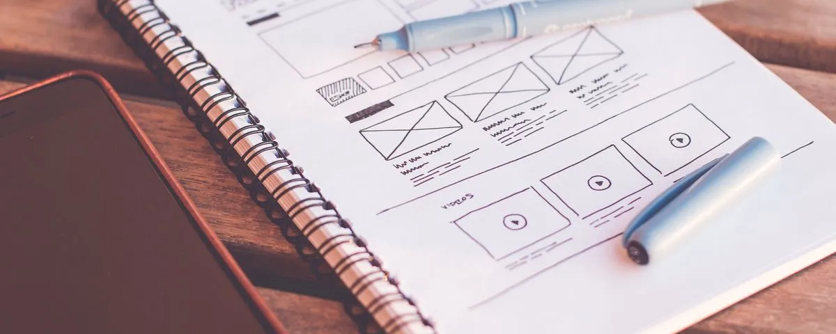 Bir ekranda açık duran web sitesi tasarımı